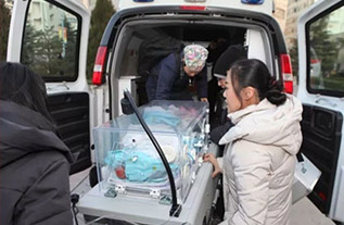 万源市妇婴监护型护送
